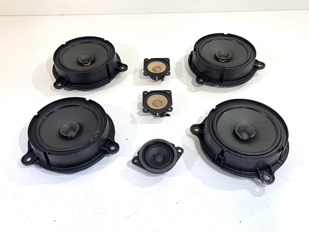 [STARK-890610] Juego de altavoces Nissan Qashqai III (J12) 1.3 DIG-T 2021-2022