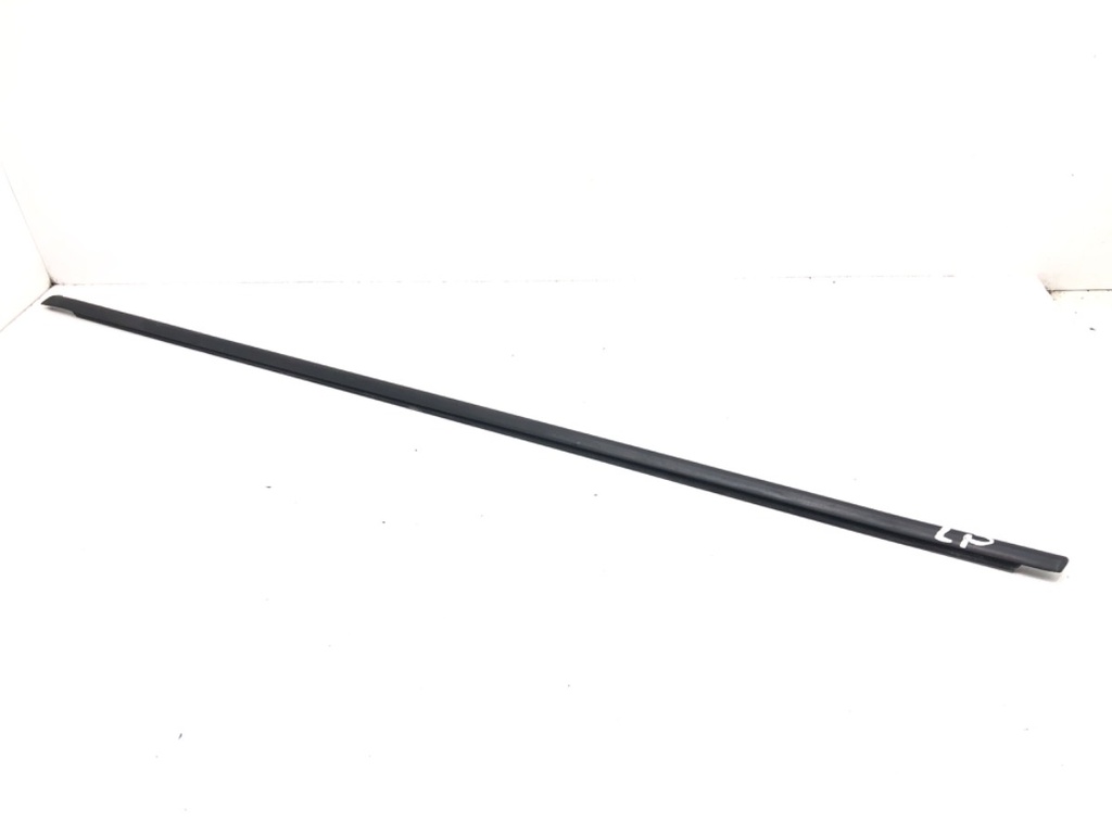 [STARK-657180] Moldura de puerta delantera izquierda BMW Serie 3 Touring (F31)