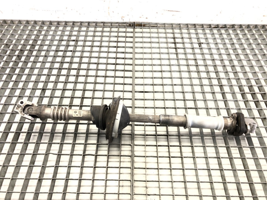 [STARK-669995] Eje de columna de dirección BMW Serie 5 Touring (F11)