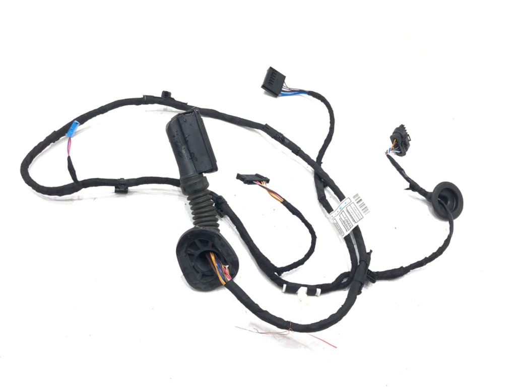 [STARK-681934] Instalación eléctrica puerta trasera izquierda BMW X1 U11