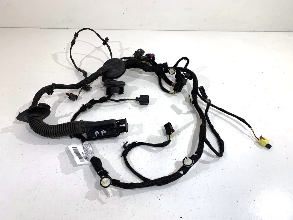 [STARK-892349] Instalación eléctrica puerta delantera derecha Audi A8 D4