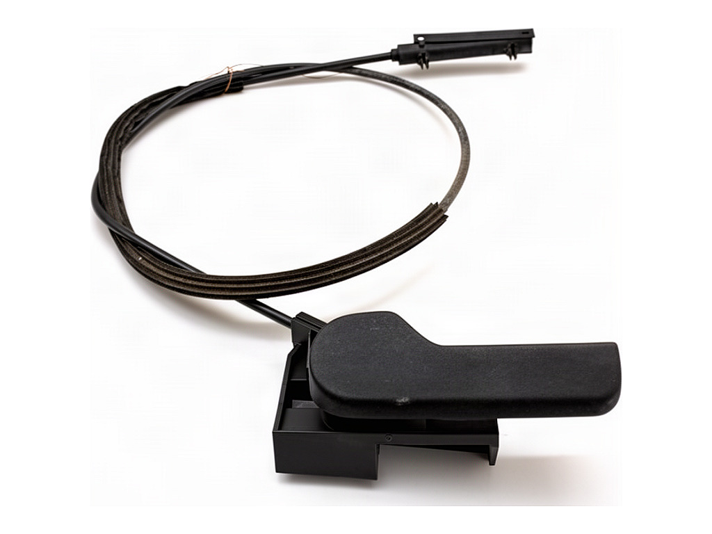 [STARK-948755] Cable de apertura de capó VW Passat B7 Variant (365)