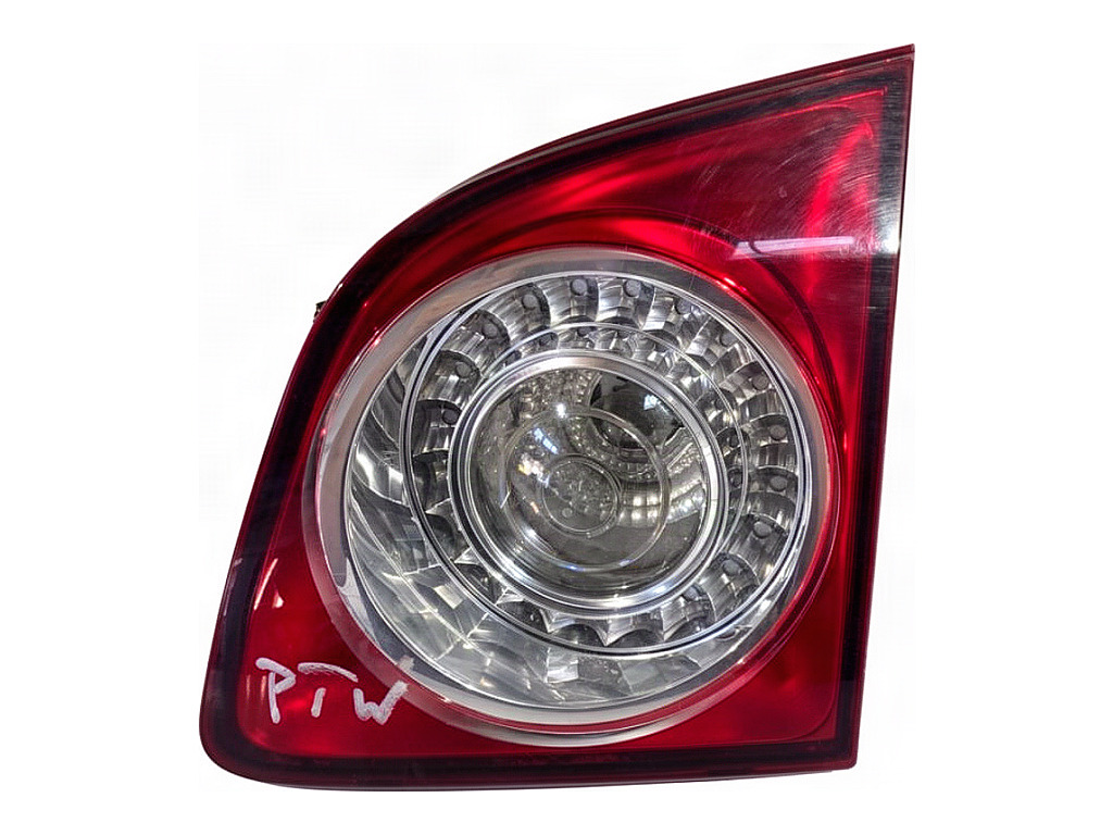 [STARK-951038] Piloto trasero derecho VW Golf Plus V
