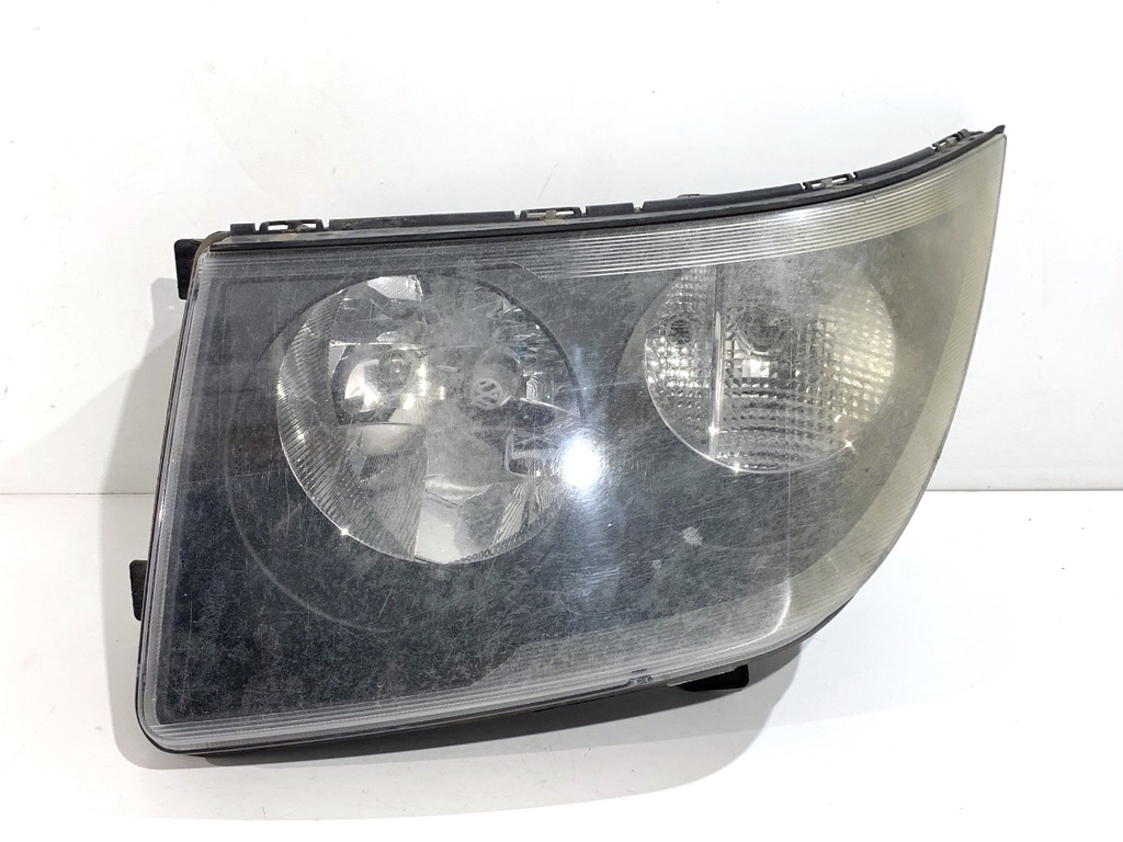 [STARK-811232] Faros delanteros izquierdos VW Crafter 30-35 Autobus (2E_) 2006-2016
