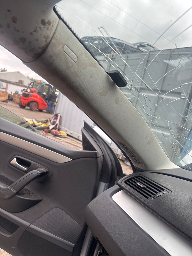 [EPE-127048] Pilar A VW Passat CC 2.0 TDI