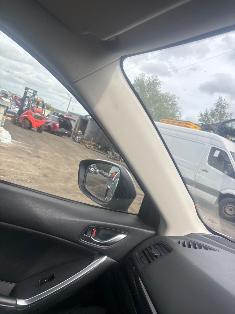 [EPE-128008] Pilar A Mazda CX-5 2.2