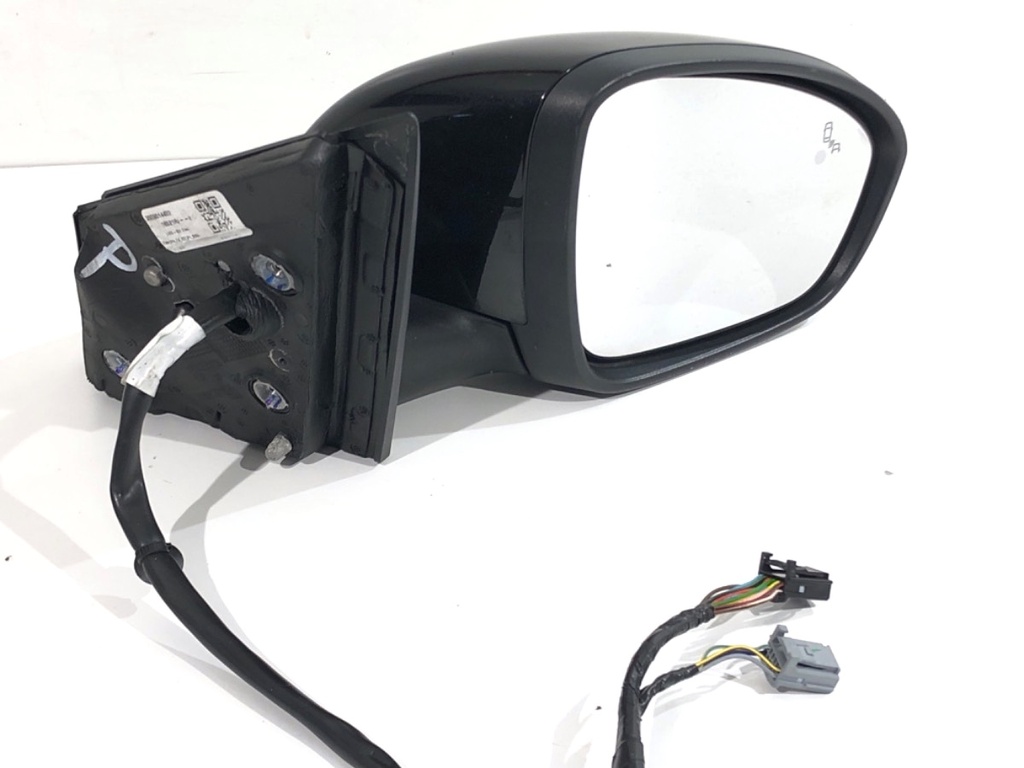 [STARK-781165] Retrovisor derecho RENAULT MEGANE IV sedan 2016-2022