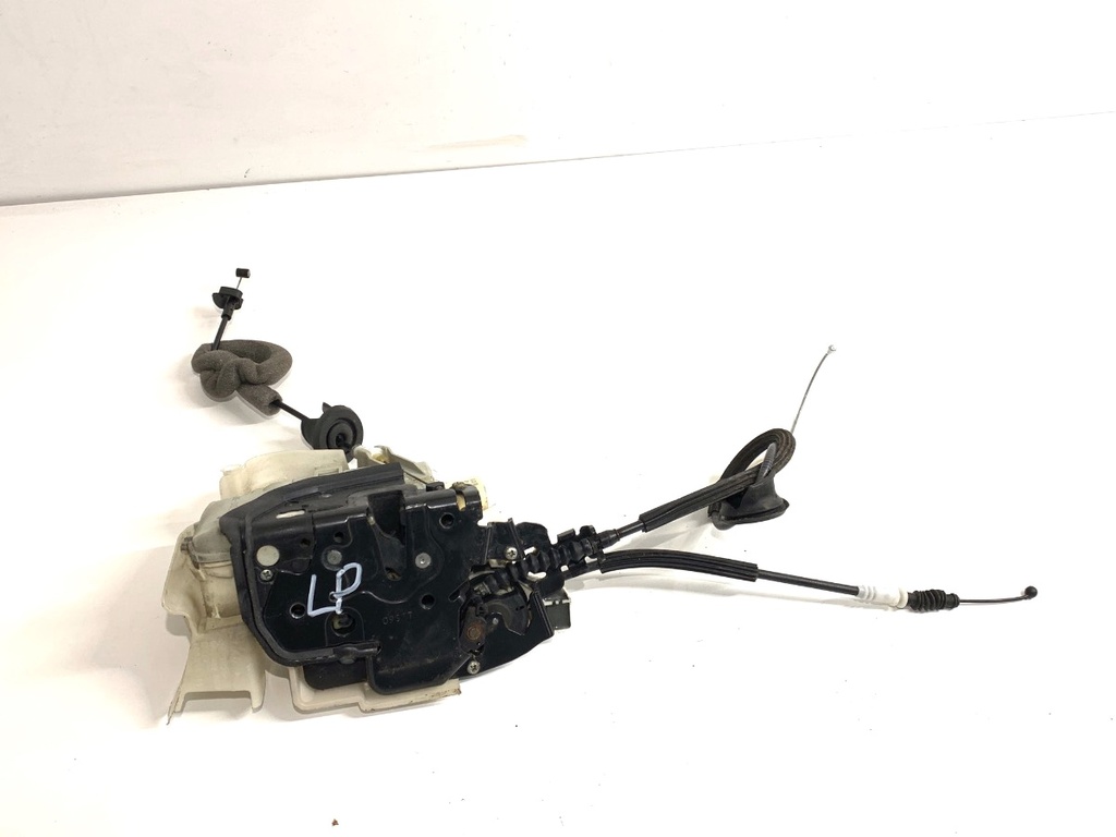 [STARK-823970] Cerradura de puerta delantera izquierda Audi A6 C7 Avant (4G5, 4GD) 2011-2018