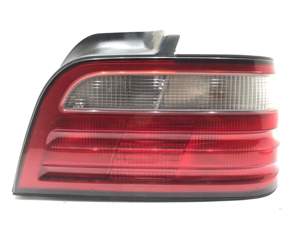 [STARK-764802] Piloto trasero derecho SSANGYONG CHAIRMAN (HT_) 1997-2022