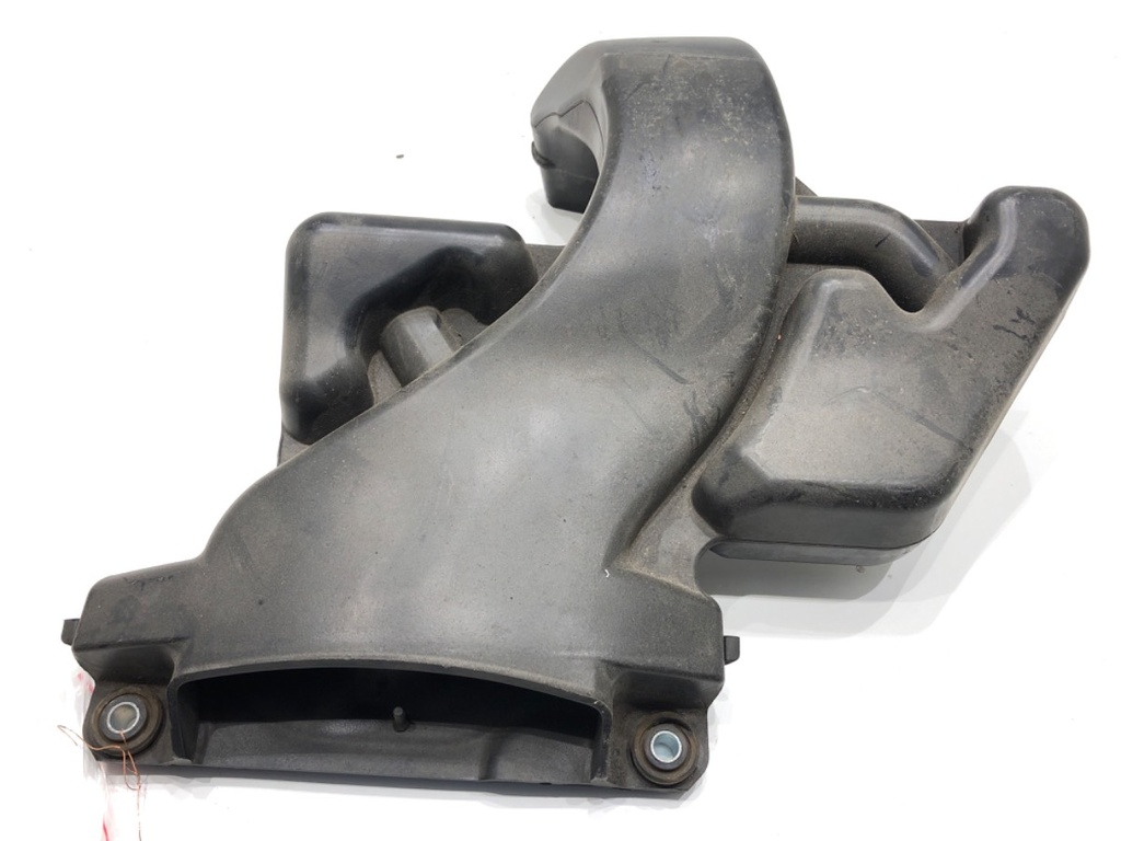 [STARK-880621] Guía de aire Mitsubishi Eclipse Cross (GK_)