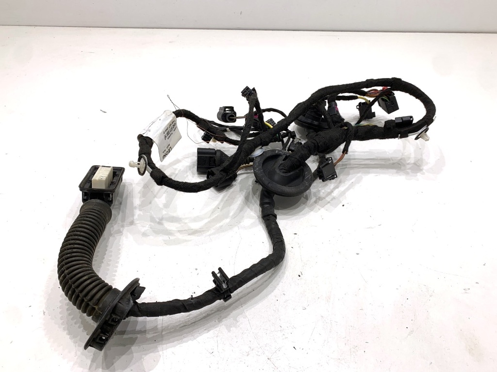 [STARK-882701] Instalación eléctrica puerta delantera derecha Audi A8 D4