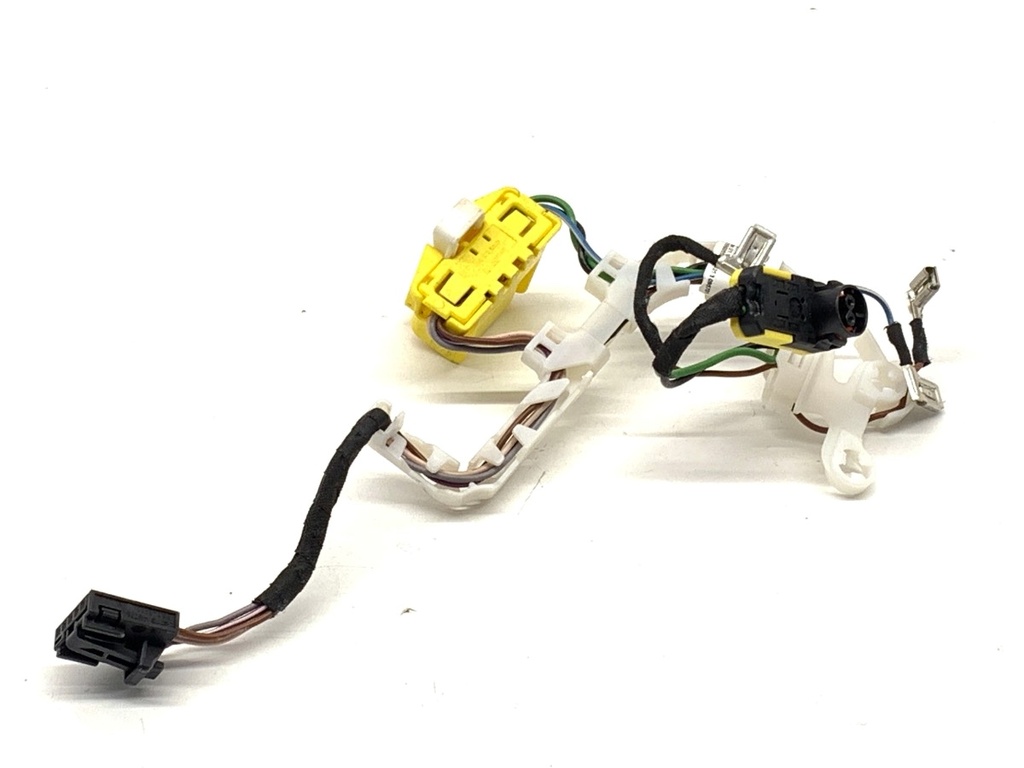 [STARK-886396] Instalación eléctrica de airbag VW PASSAT B8 Variant