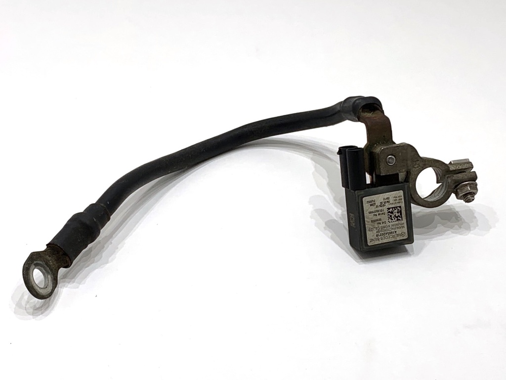 [STARK-906893] Terminal negativo de batería Mercedes-Benz Clase E S212