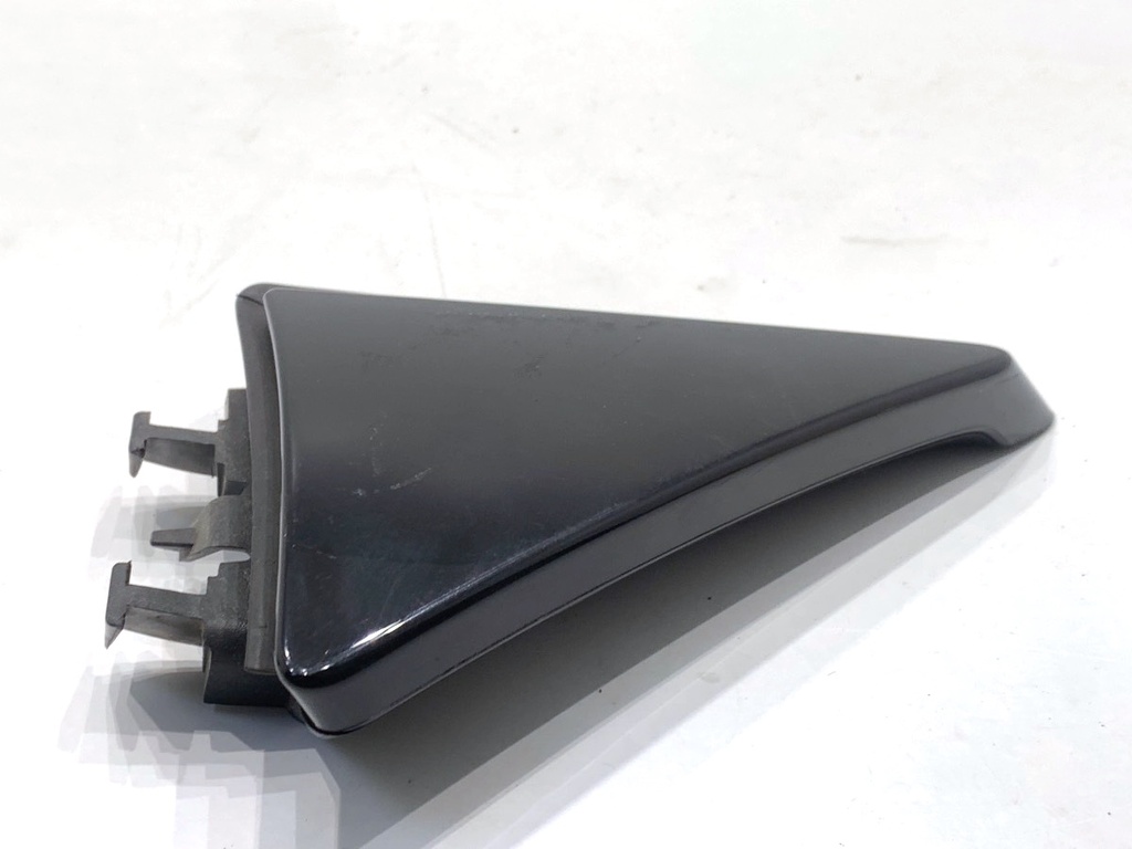 [STARK-909186] Deflector de viento derecho Opel Astra K
