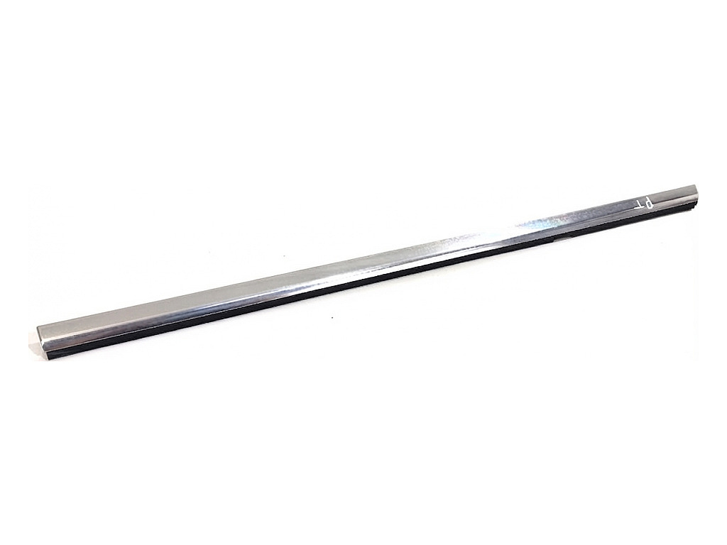 [STARK-923820] Moldura de puerta trasera derecha MERCEDES-BENZ CLA Shooting Brake (X117)
