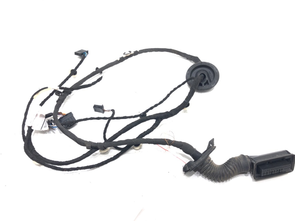 [STARK-698255] Instalación eléctrica de puerta trasera izquierda Skoda Kodiaq
