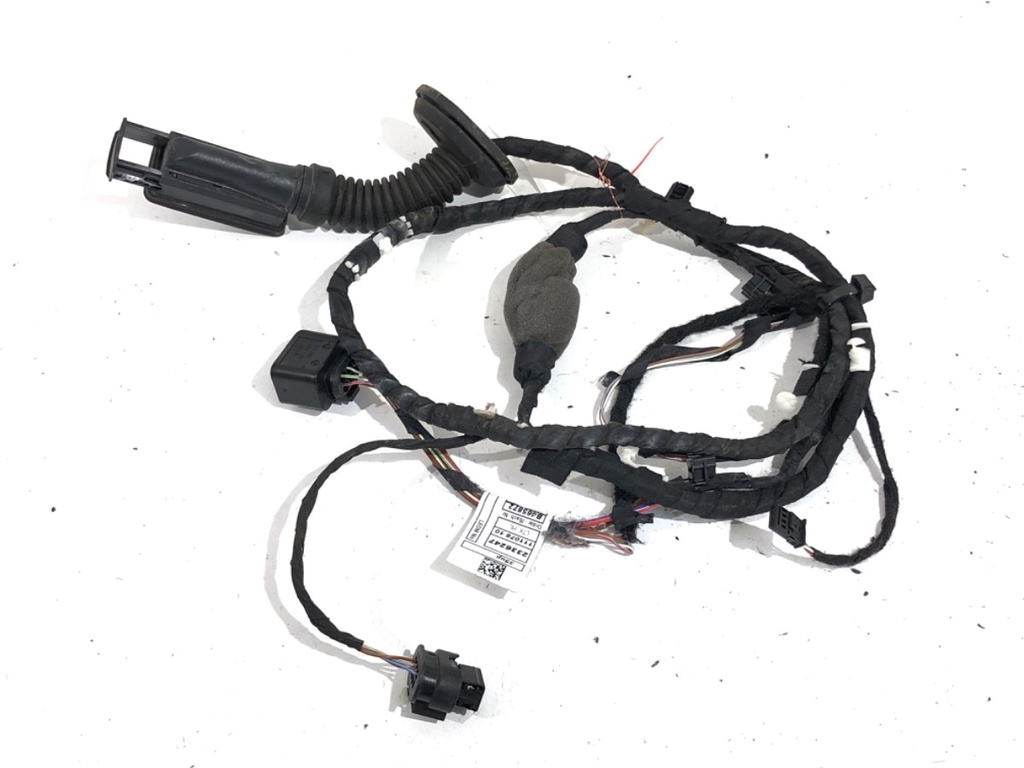 [STARK-757076] Instalación eléctrica de puerta trasera izquierda BMW Serie 5 (G30, F90)
