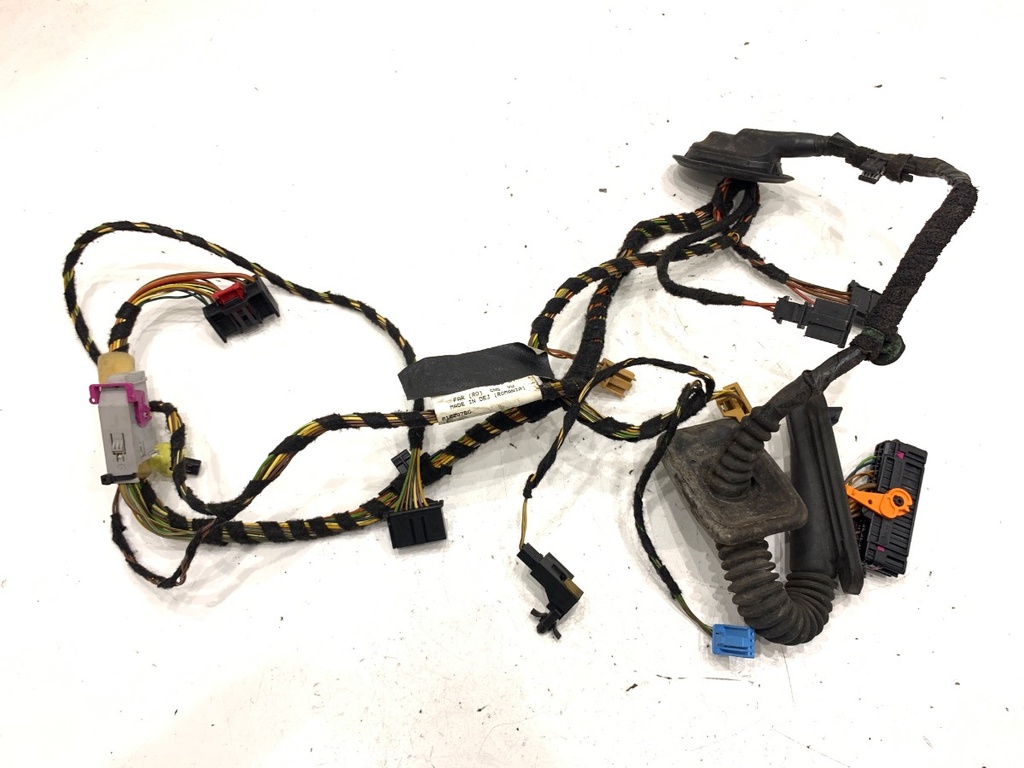 [STARK-763381] Instalación eléctrica de puerta delantera izquierda VW Golf VI (5K1)