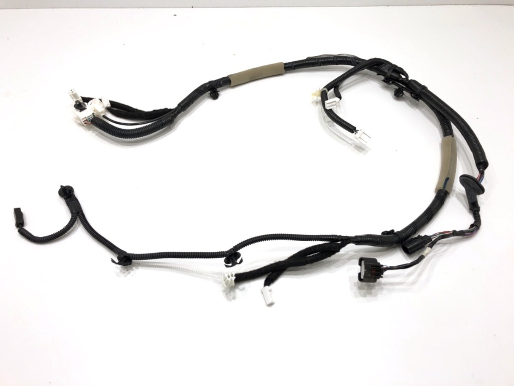 [STARK-776877] Cableado de portón trasero para Honda CR-V V