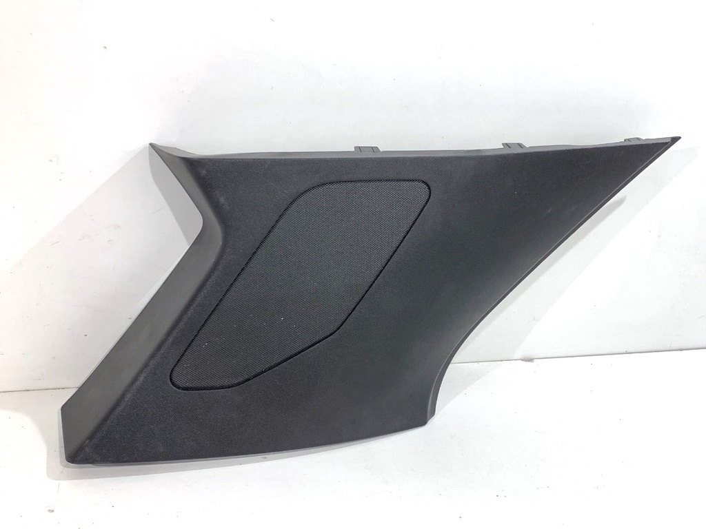 [STARK-863552] Moldura de pilar izquierdo BMW X5 (G05, F95)