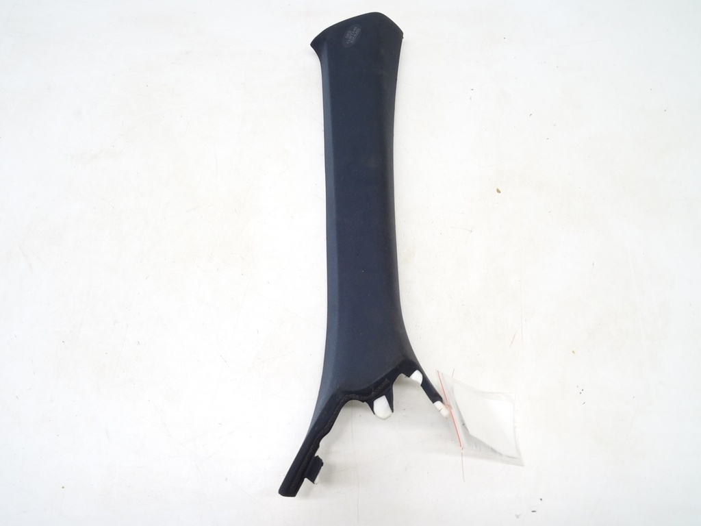 [STARK-418931] Moldura de pilar derecho para Lexus RC