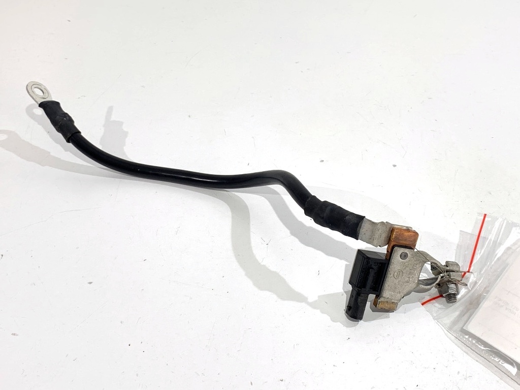 [STARK-796023] Borne negativo batería Audi A4 B9 Avant