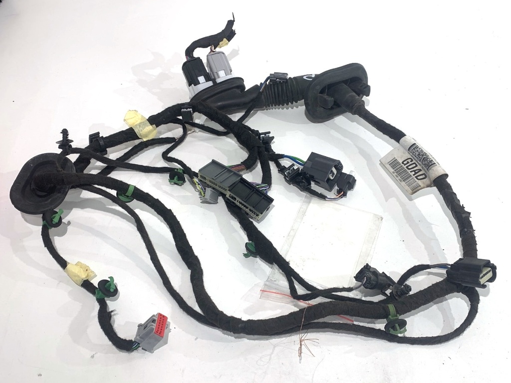 [STARK-800979] Instalación eléctrica puerta delantera izquierda Ford Focus IV Turnier