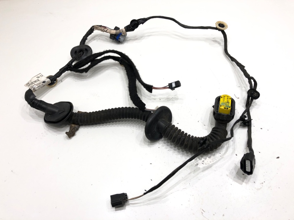 [STARK-808569] Instalación eléctrica de puerta trasera izquierda Renault Megane IV