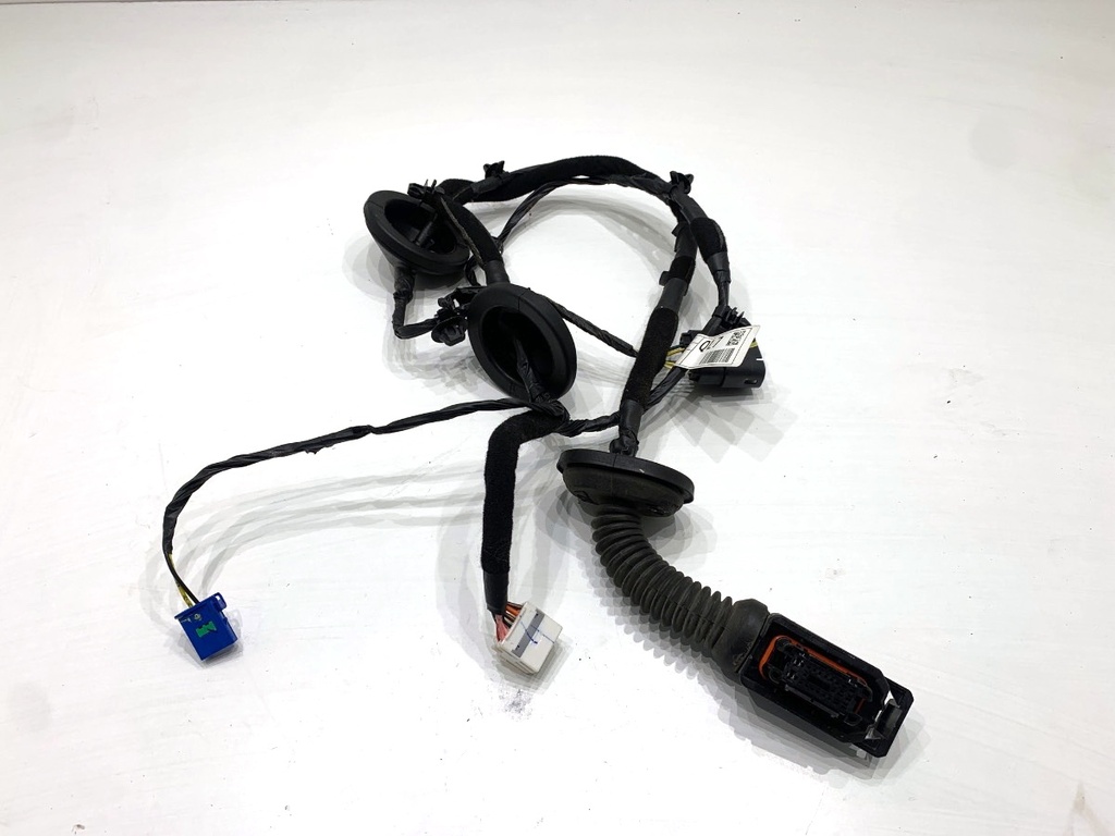 [STARK-831409] Instalación eléctrica de puerta trasera izquierda Kia Sportage IV (QL, QLE)