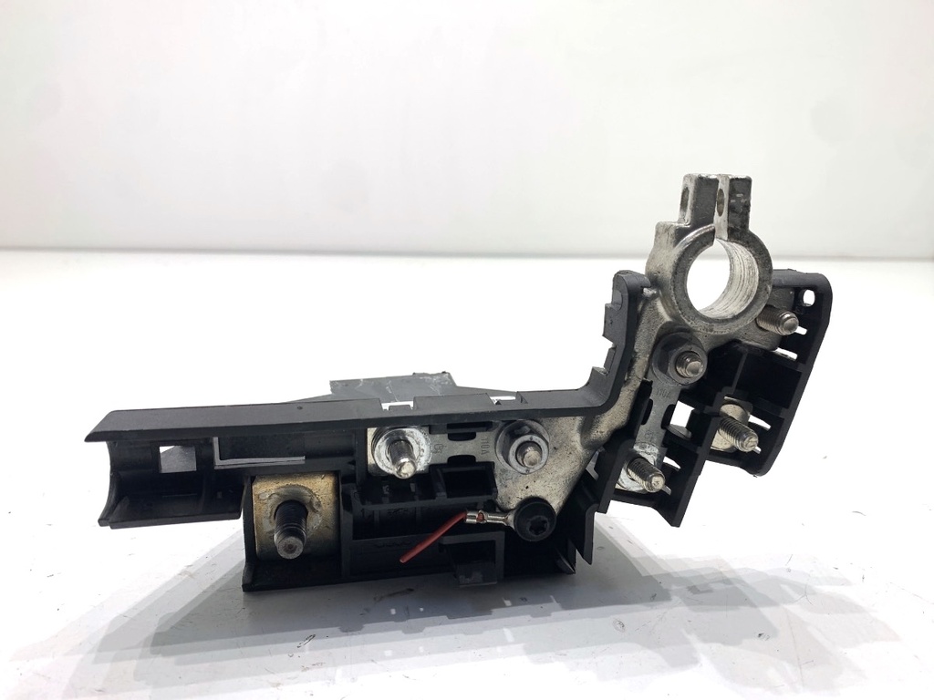 [STARK-839506] Terminal positivo de batería Audi A5 8T3