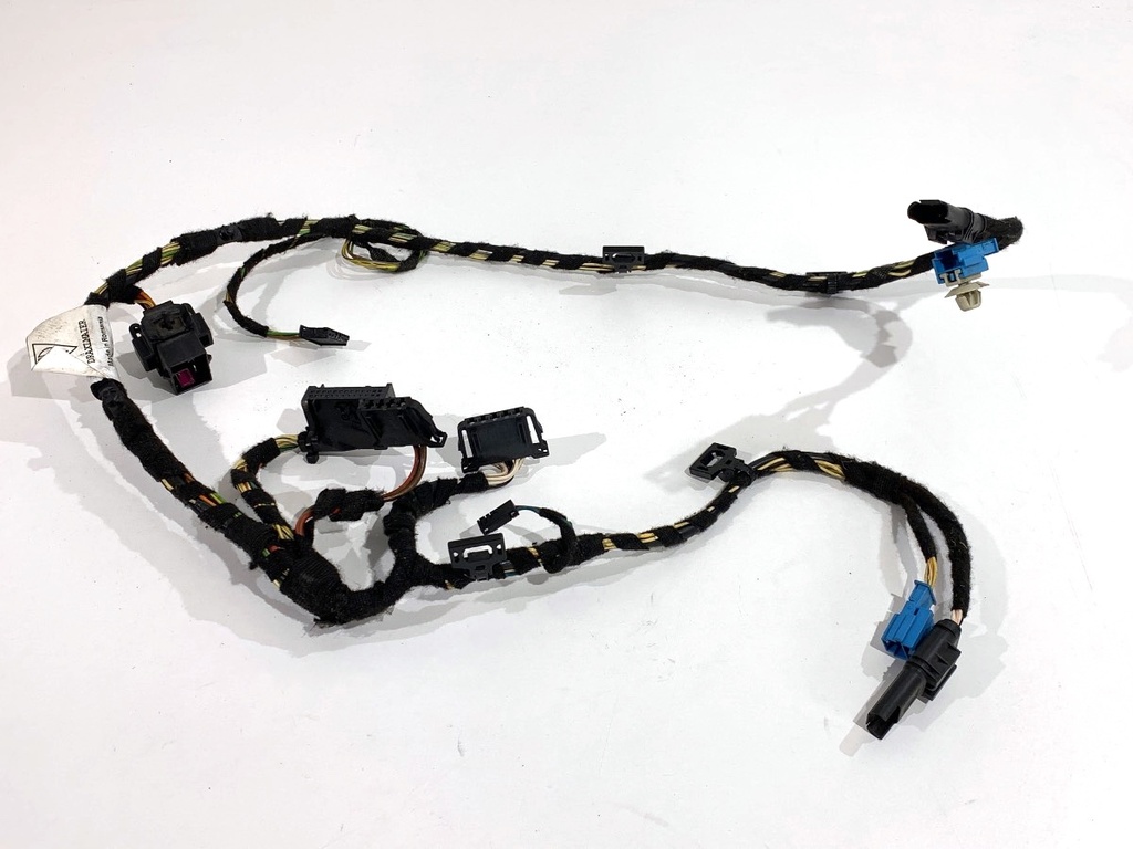 [STARK-840446] Cableado de portón trasero Porsche Panamera (970)