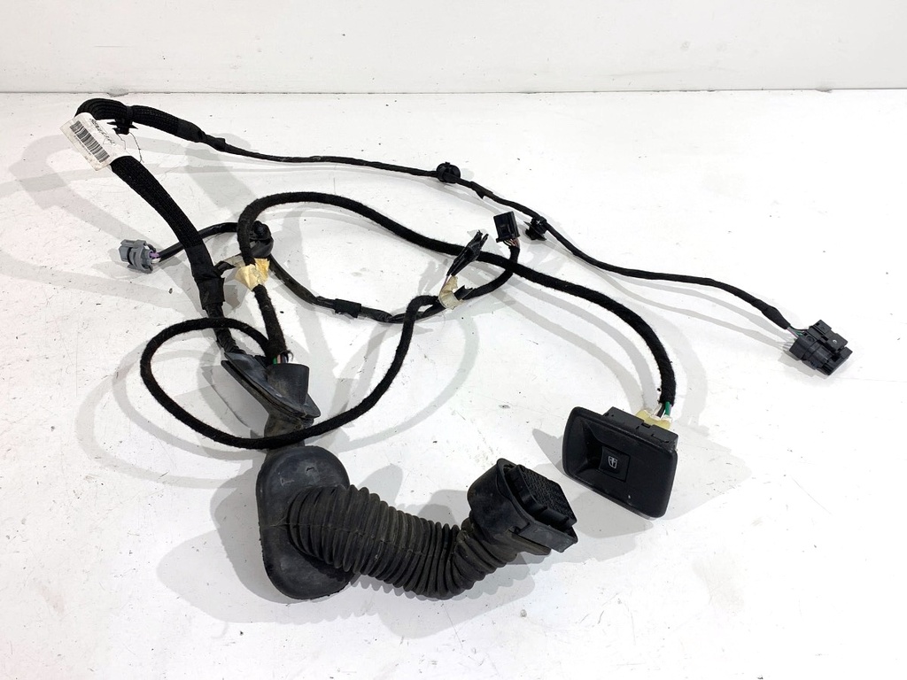 [STARK-853014] Instalación eléctrica puerta delantera derecha Mercedes-Benz Citan (W415)