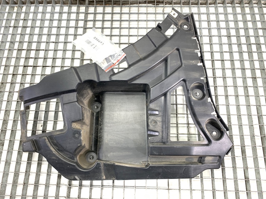 [STARK-856693] Guía de parachoques trasero izquierdo BMW X3 (F25)