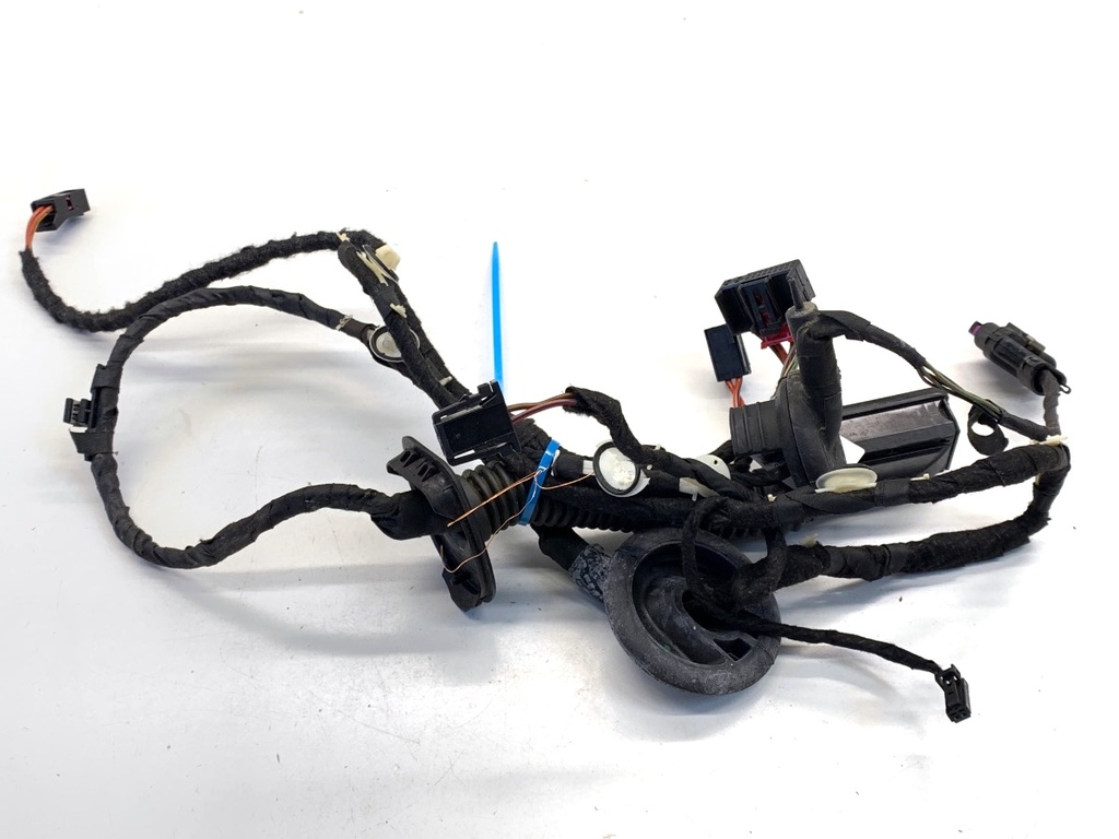 [STARK-857577] Instalación eléctrica de puerta trasera izquierda Audi Q5 (8RB)