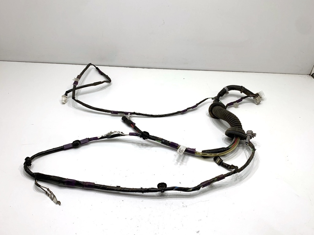 [STARK-861005] Mazo de cables de portón trasero Toyota Land Cruiser Prado (J12)