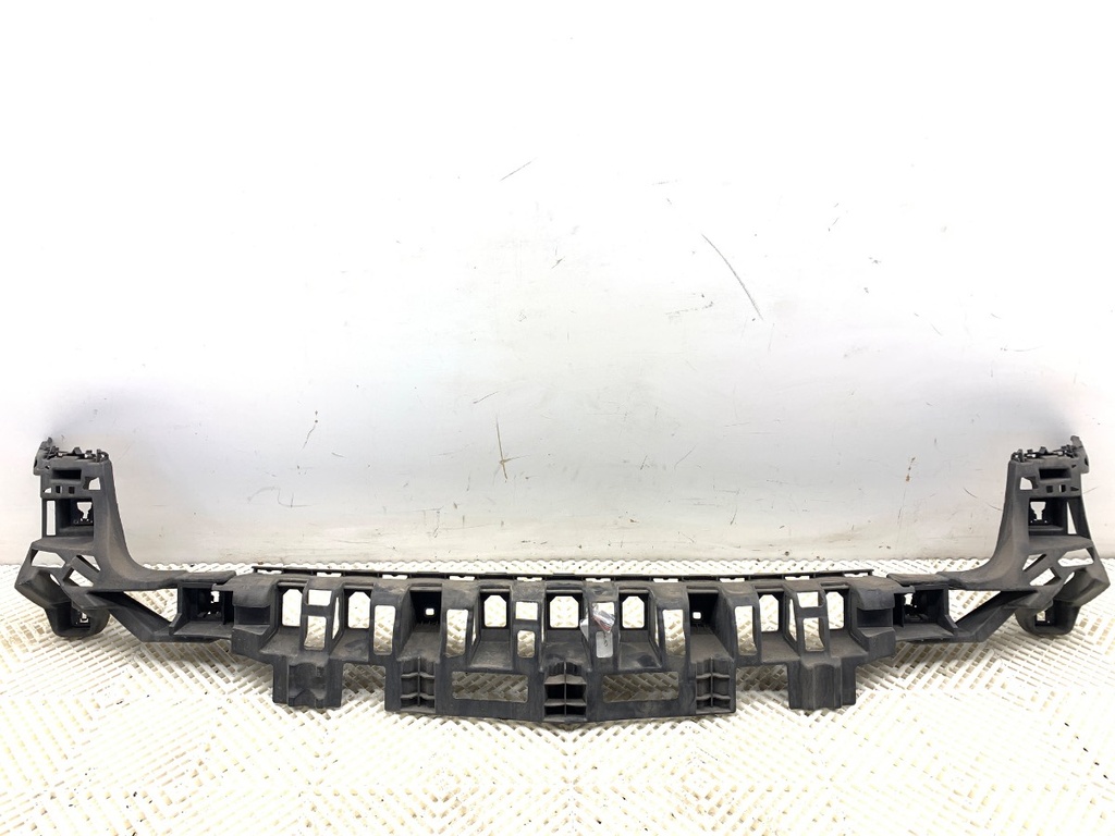 [STARK-871712] Guía parachoques trasero central Mercedes-Benz Clase GL (X166)