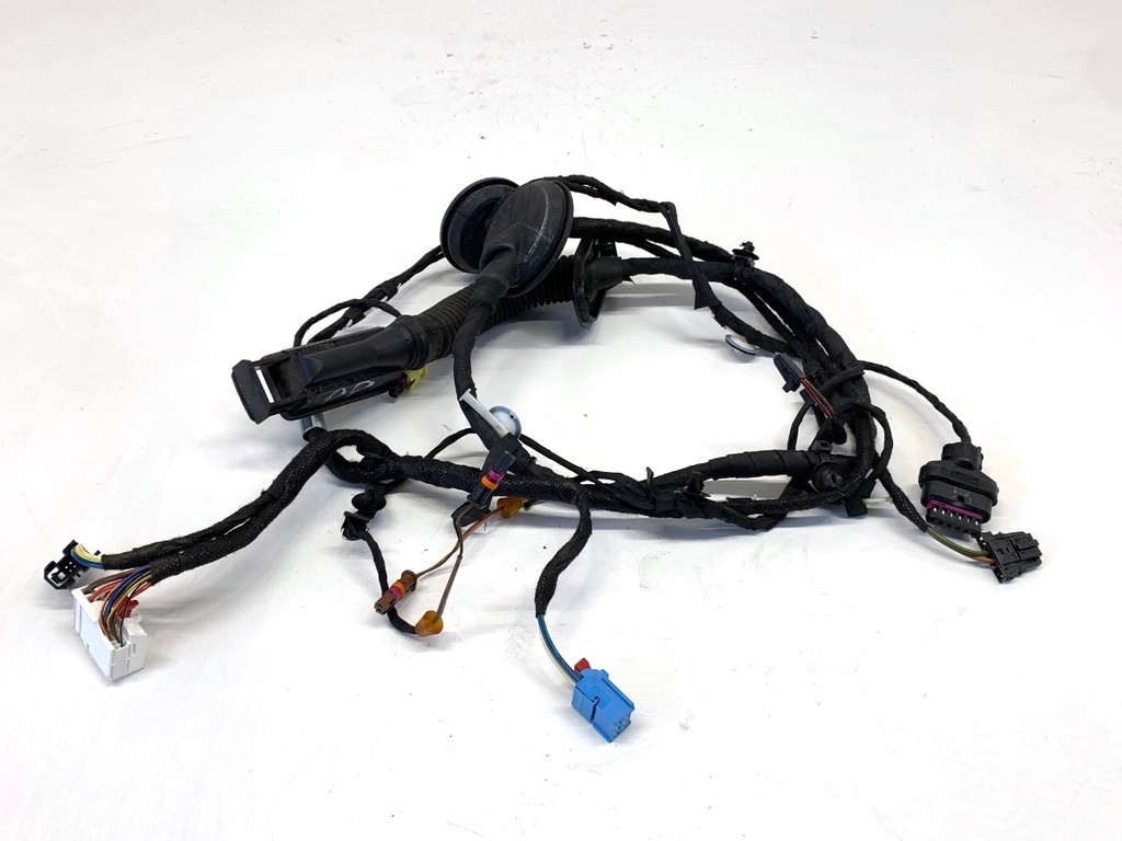 [STARK-875932] Instalación eléctrica puerta delantera derecha Audi A4 B9 (8W2, 8WC)