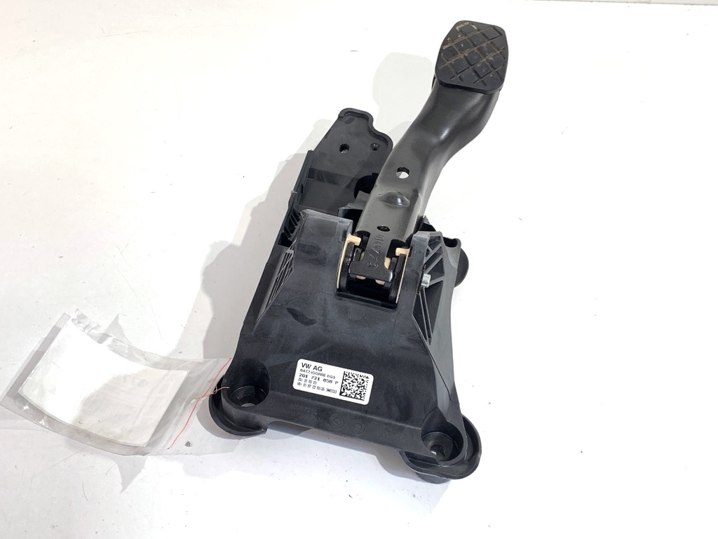 [STARK-877683] Pedal de freno Skoda Kamiq (NW4)