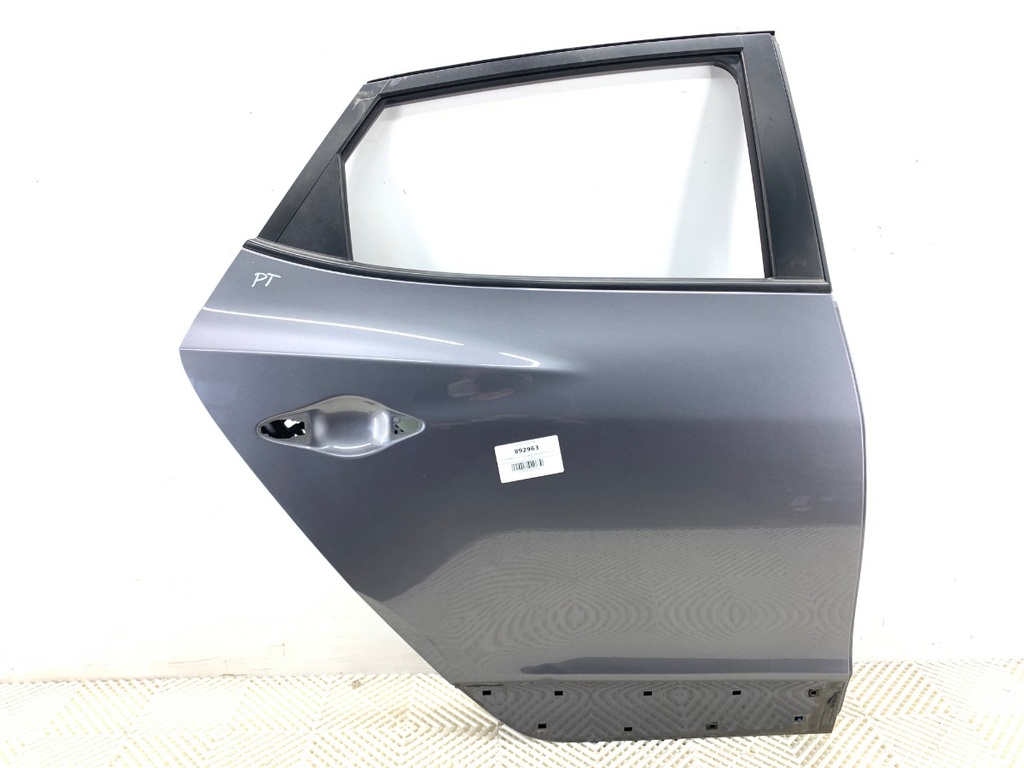 [STARK-892963] Puerta trasera derecha HYUNDAI ix35 (LM, EL, ELH) 2009-2022