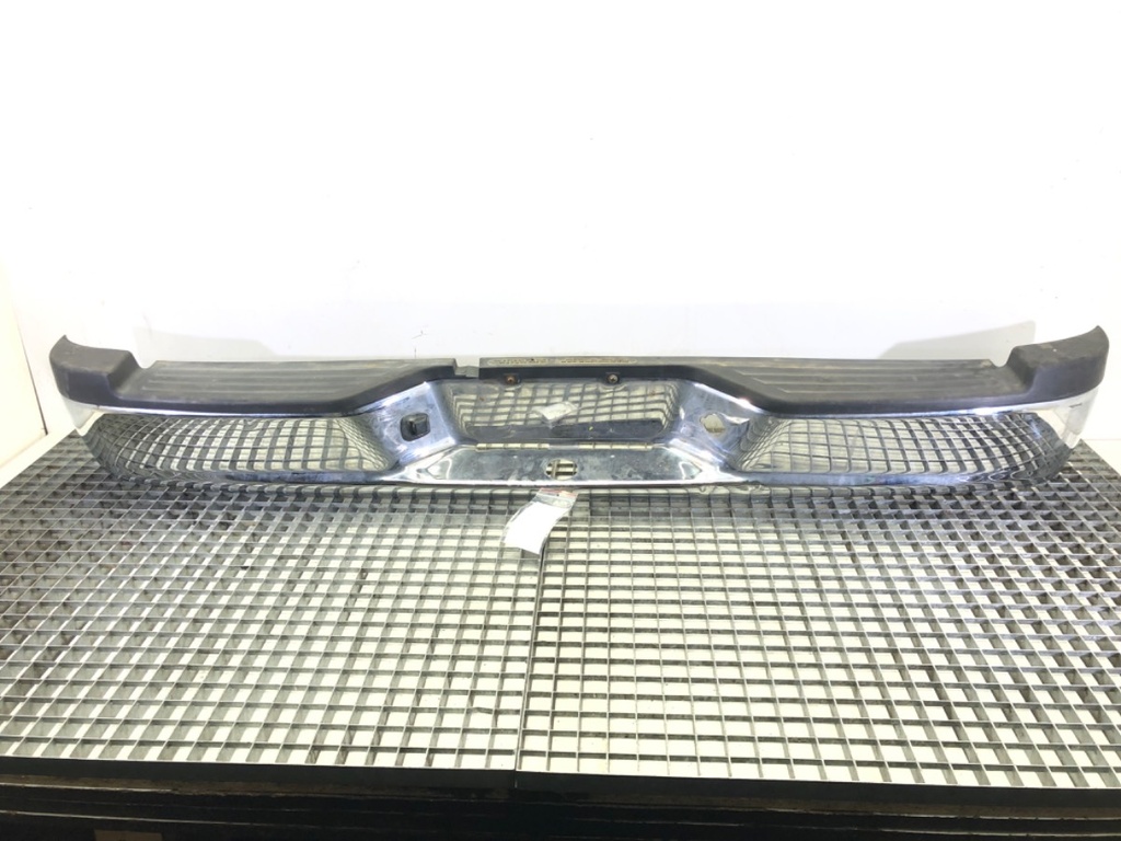 [STARK-640910] Parachoques trasero Dodge Dakota 2003-2022