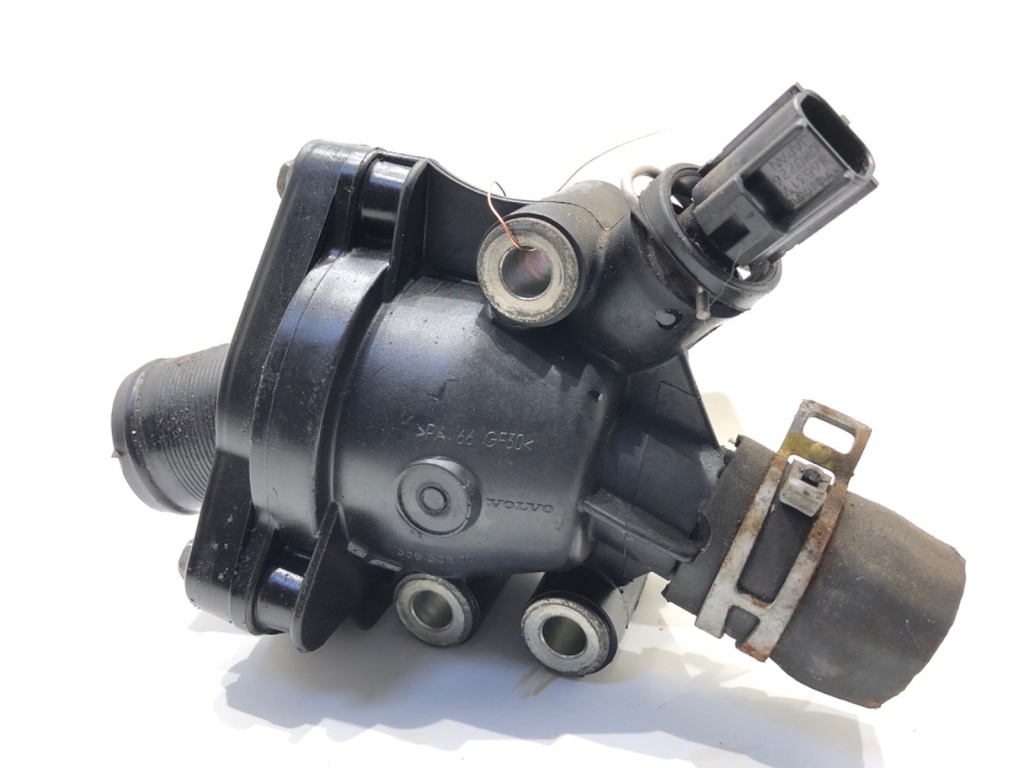 [STARK-837041] Caja de termostato Volvo V70 III (135)