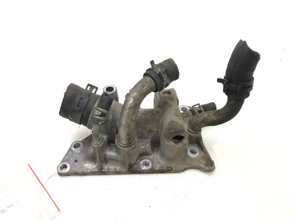 [STARK-462536] Conector de agua Nissan Tiida (C11)