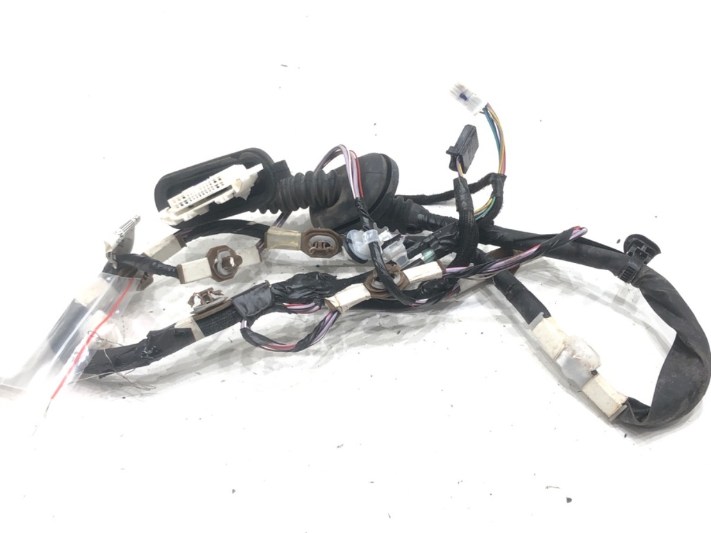 [STARK-614037] Mazo de cables puerta trasera izquierda Toyota Corolla E21