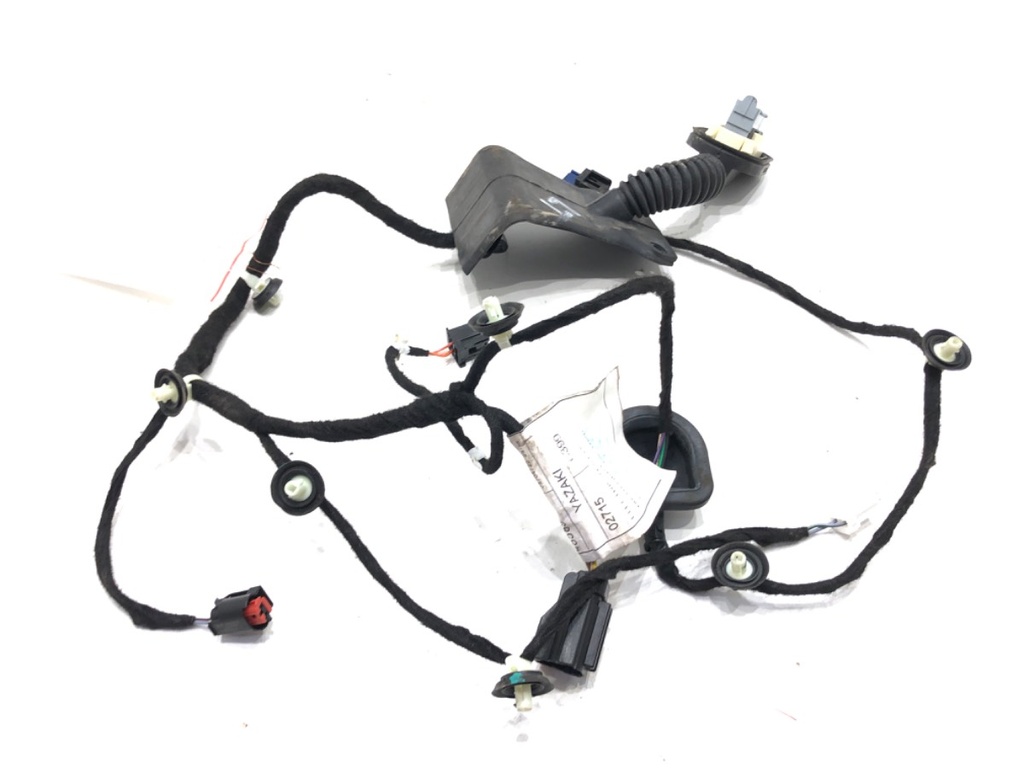 [STARK-616095] Instalación eléctrica puerta trasera izquierda Jeep Compass (MP, M6)