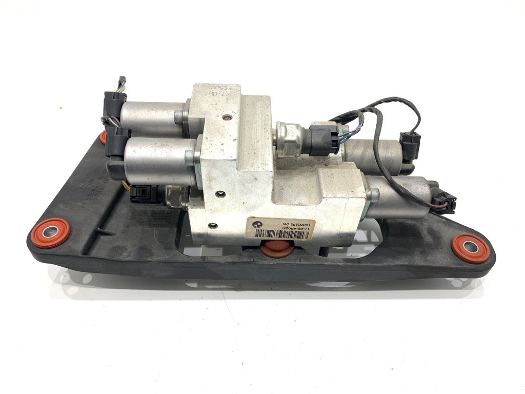 [STARK-831663] Bomba de suspensión BMW X6 (E71, E72) 2007-2014