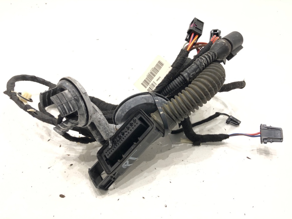 [STARK-757734] Instalación eléctrica puerta trasera derecha Audi Q5