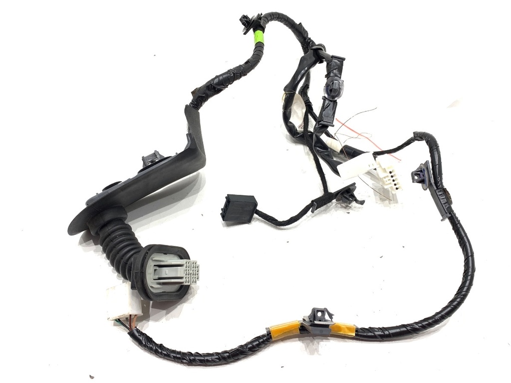[STARK-773629] Cableado de puerta trasera derecha para Mazda 2 (DL, DJ)