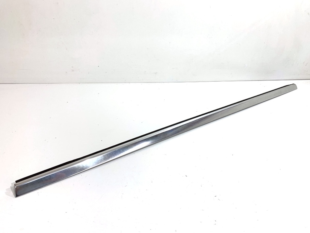 [STARK-837757] Moldura de puerta trasera izquierda para Mercedes-Benz Clase A (W176)