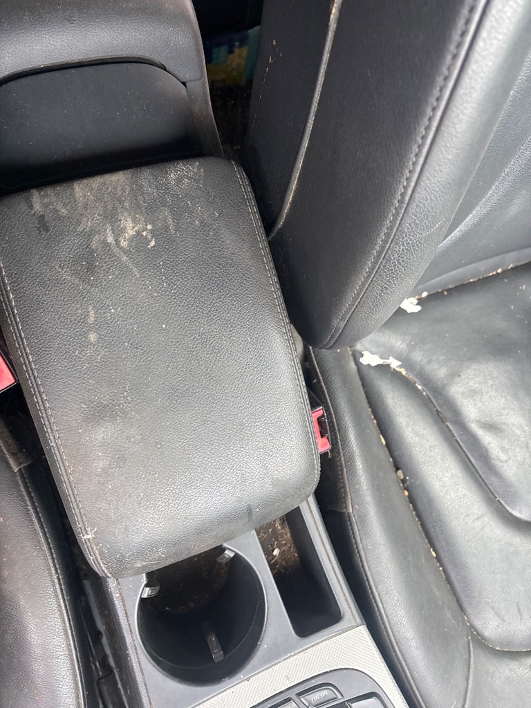 [EPE-128508] Reposabrazos de consola central Audi A4 2.0 TDI (2014)