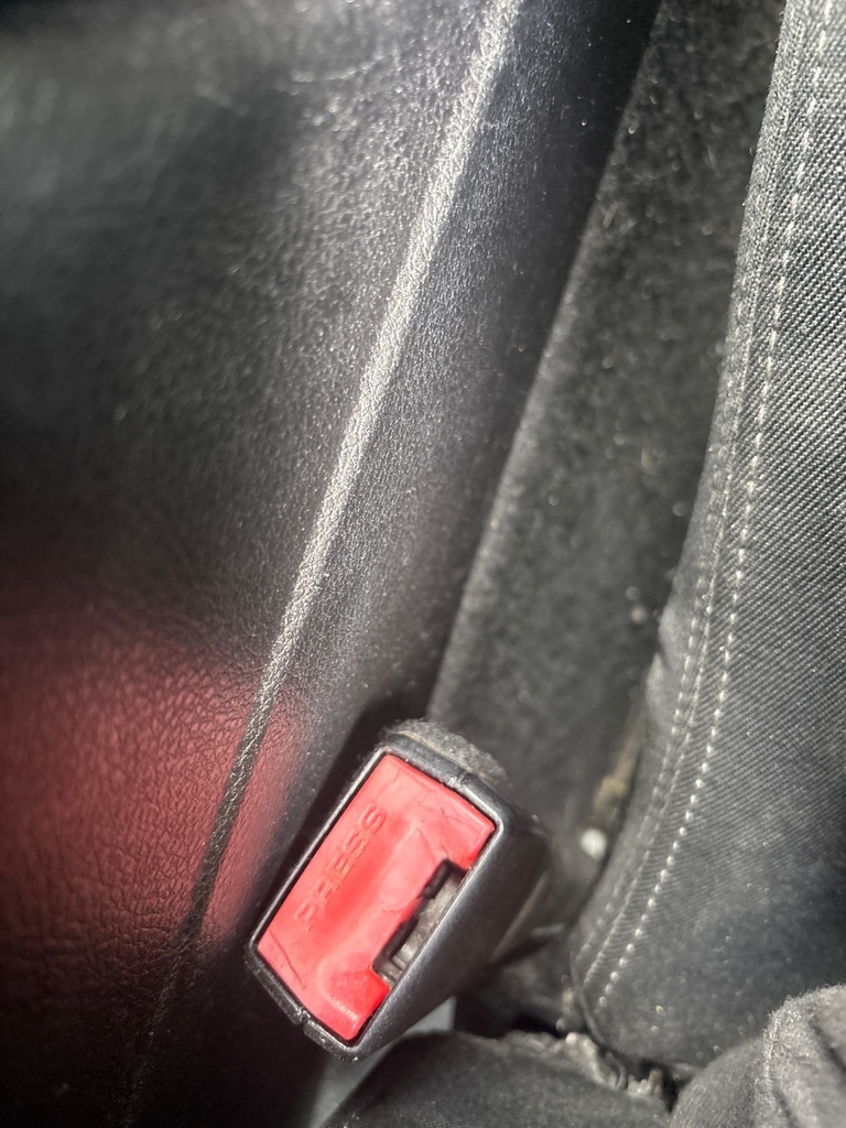 [EPE-128430] Cinturón de seguridad delantero derecho BMW Serie 1 (2012-2015)